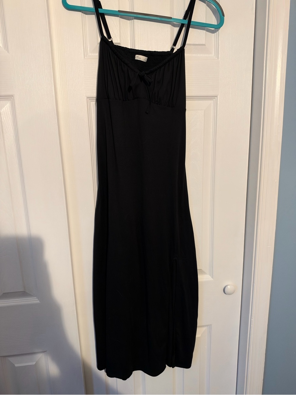 Hollister Black Midi Spaghetti-Strap Dress
